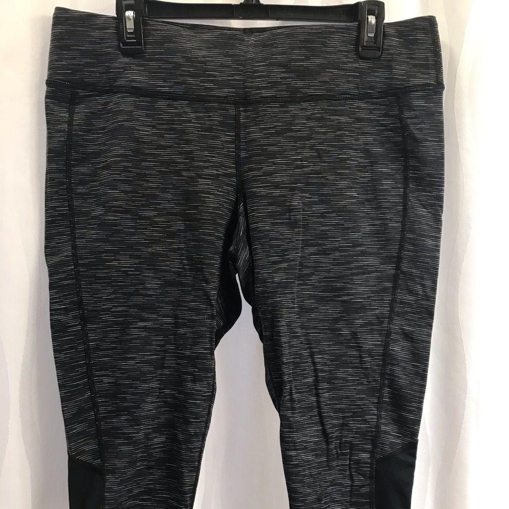Lucy workout capris